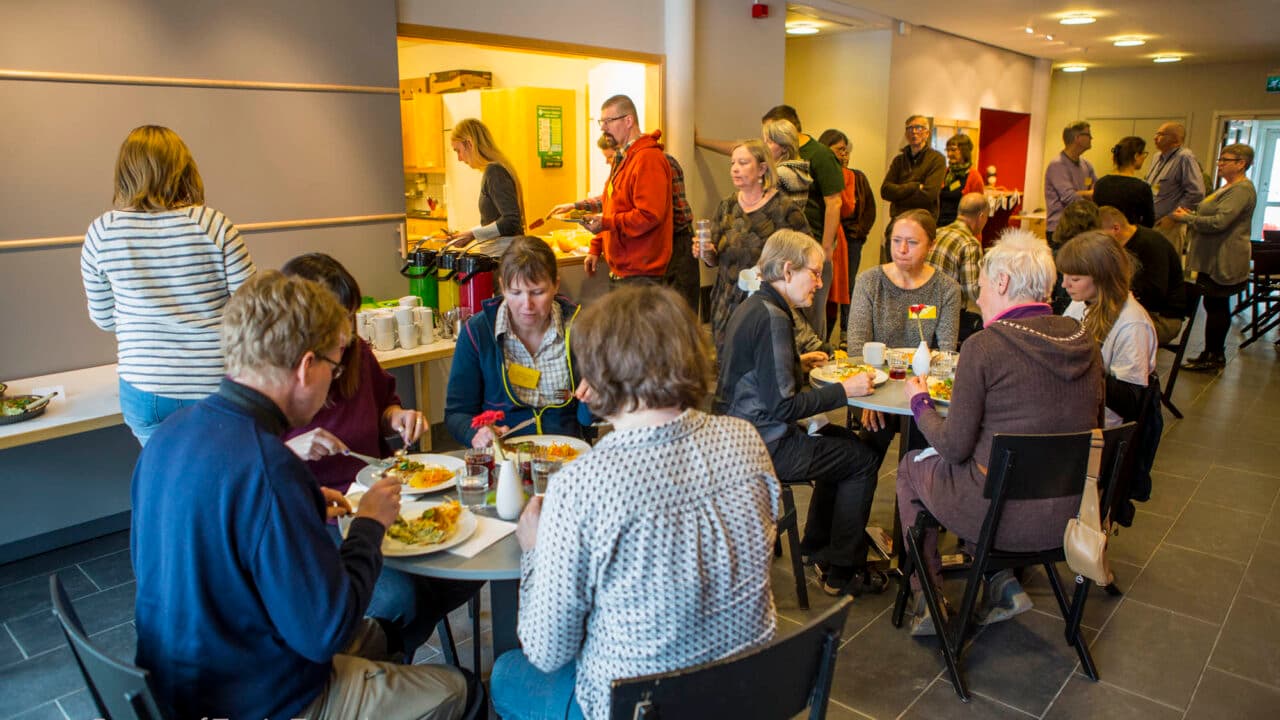 God vegetarisk paj serverades i Ájas foajé.