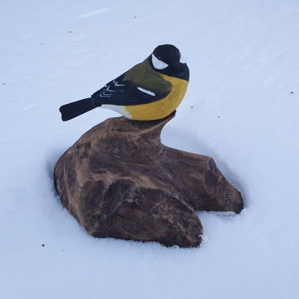 Vandringspokalen, en talgoxe snidad av Kjell Wågberg.